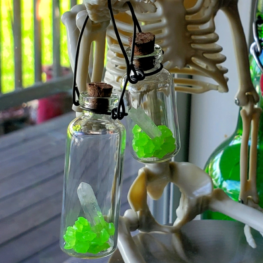 Glowing Halloween Crystal Mini Bottle Ornament (with mini glowsticks)